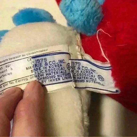 2 vintage Peyo 1979 Ganz Bros stuffed  smurfs. Incl Papa Smurf and regular smurf - Picture 7 of 8